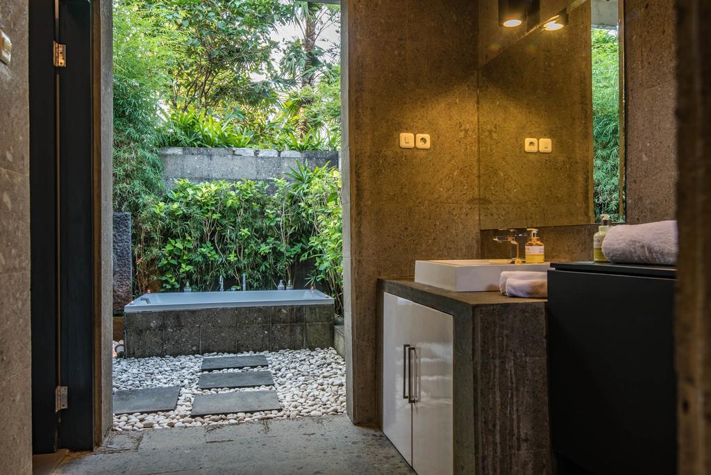 Stunning Villa Lily ロヴィーナ エクステリア 写真