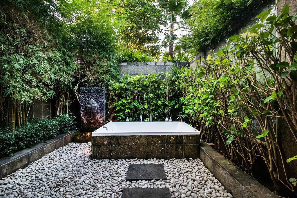 Stunning Villa Lily ロヴィーナ エクステリア 写真